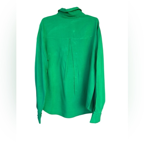 SHEIN Casual green Solid Color Long Sleeve button down shirt front pocket used - Picture 2 of 5